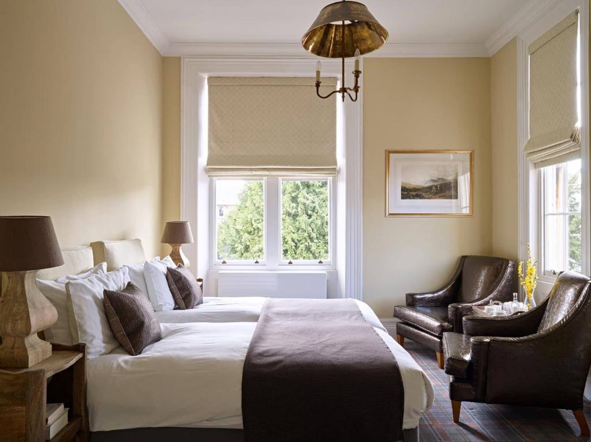 Cotswold Grange Bed & Breakfast Cheltenham Exterior photo A room at the hotel