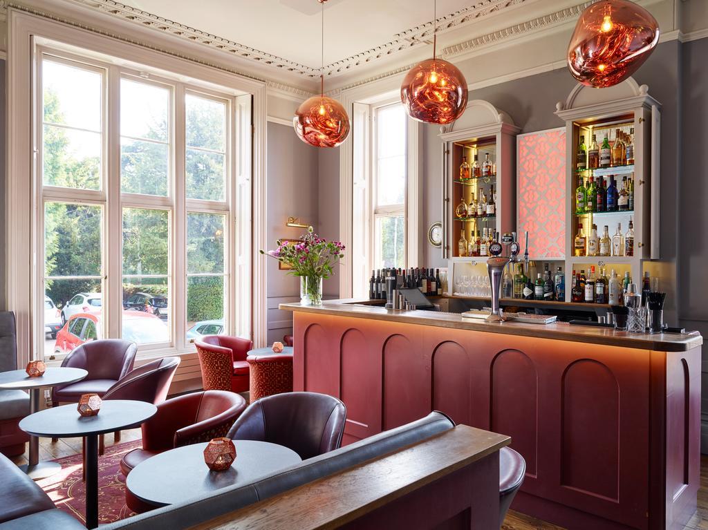 Cotswold Grange Bed & Breakfast Cheltenham Exterior photo The bar at the 2018 refurbishment