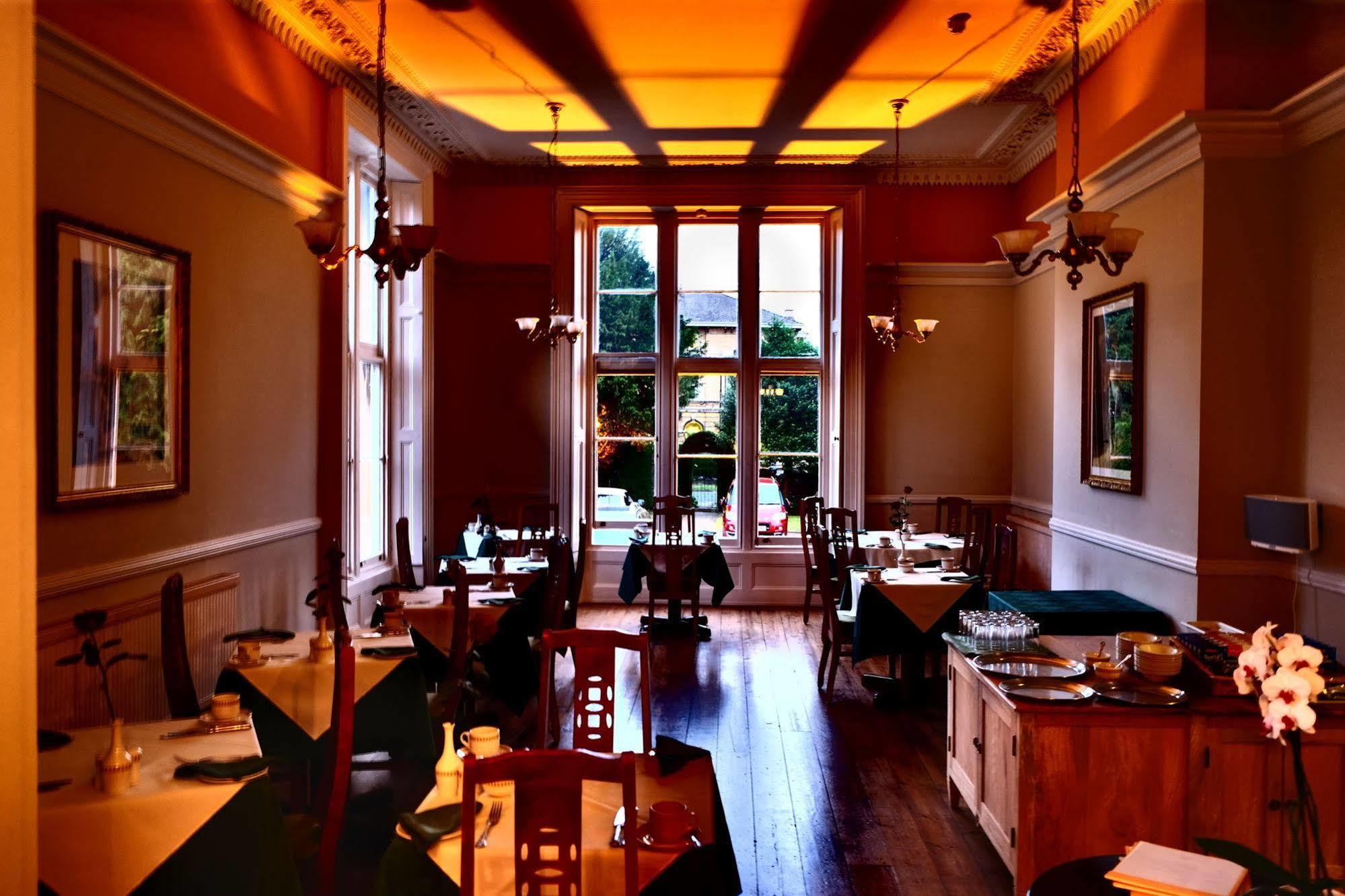 Cotswold Grange Bed & Breakfast Cheltenham Exterior photo The restaurant at the 1886 Crescent Hotel